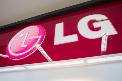 LG